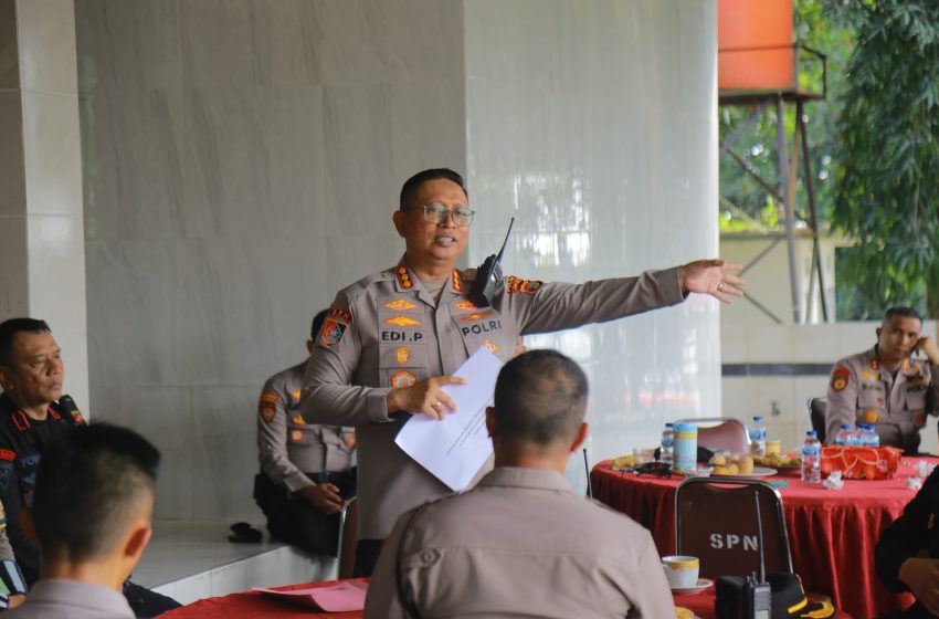  LATIHAN SIMULASI PELAYANAN UNJUK RASA, TINGKATKAN KESIAPSIAGAAN PERSONEL POLDA LAMPUNG