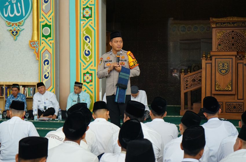  MEMPERKUAT KARAKTER SISWA, AIPTU SOFYAN MU’ARIF BERIKAN CERAMAH DI SMA AL-KAUTSAR