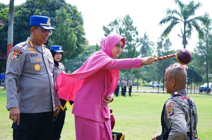  PERKUAT MENTAL DAN KARAKTER, SPN POLDA LAMPUNG GELAR TRADISI PENGENALAN LINGKUNGAN DIKTUKBA 2026